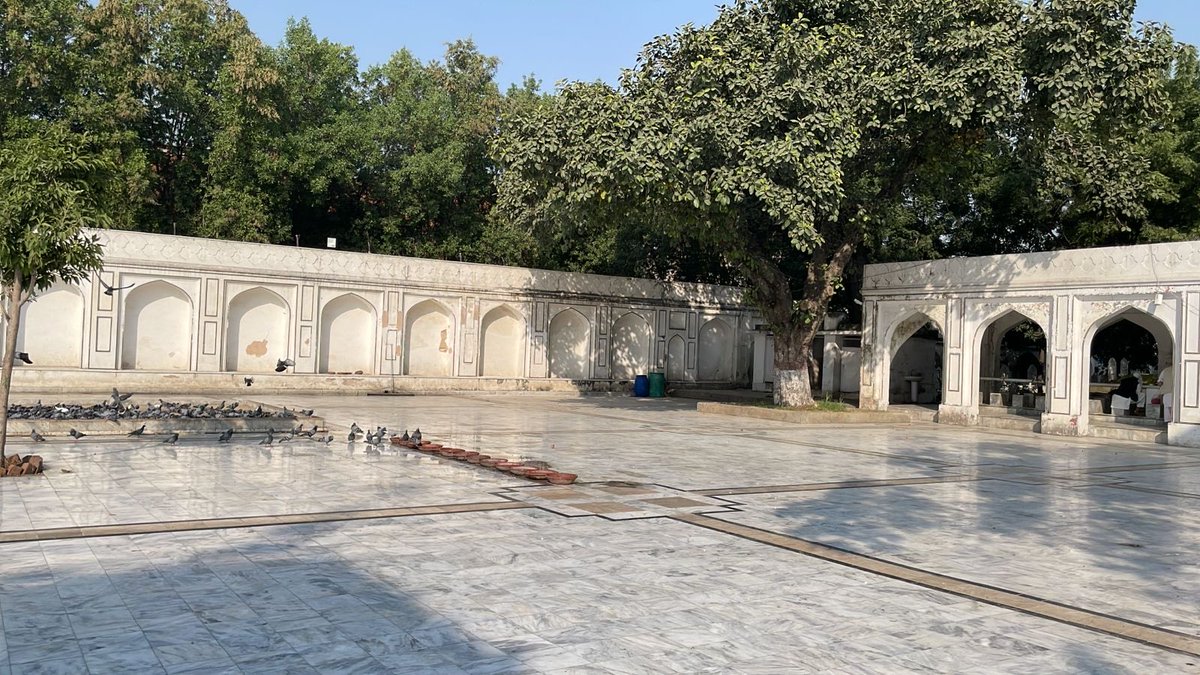 razi_ahmed_'s tweet image. Mian Mir Dargah #Lahore #Sundays