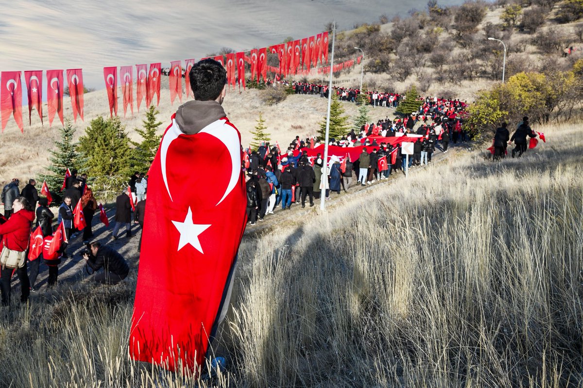 MuhammedSelimD's tweet photo. Aynı ruhla, atalarınızın izinden…
Bazı miraslar kanla değil, duruşla taşınır.. 🇹🇷 

#aziziyedestanı🇹🇷 https://t.co/b8fXVLfHQq