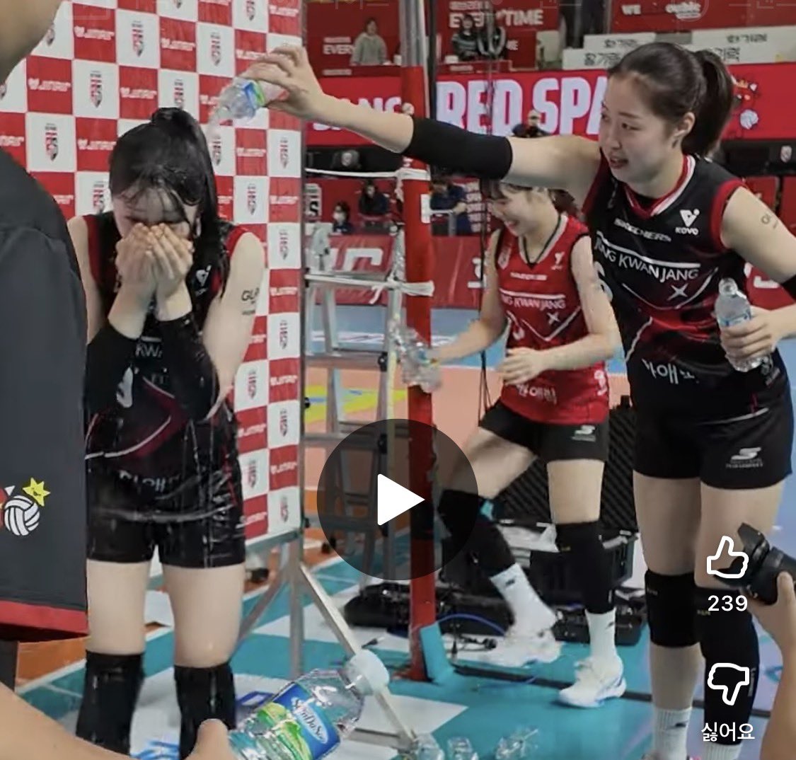 아 ㅅㅂ 서현이한테 마지막의마지막까지 물붓는사람: 박은진