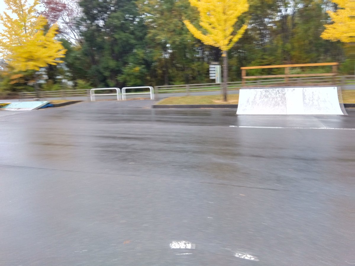 jAQXHaY38s15710's tweet image. 民家型模型屋ぷらも屋さんに行った後は、飯田運動公園に行って、スケートパークに行きました。しかし現実的に人間関係のトラブルが起こり、行きたくないです。行かないようします。
#スケートパーク 
#飯田運動公園