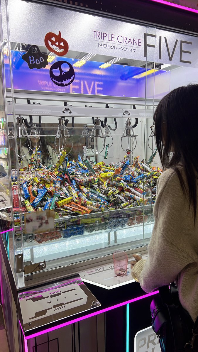 hikarin_amano's tweet image. こんばんは🌛
今日はリフレッシュのために、家族とゲームセンターに行ってきたよ✌️

バスケのゲームもクレーンゲームもちょっぴり下手っぴだったけど、とっても楽しかった🏀♡

みんなのおすすめのリフレッシュの方法知りたいなぁ〜！☺️