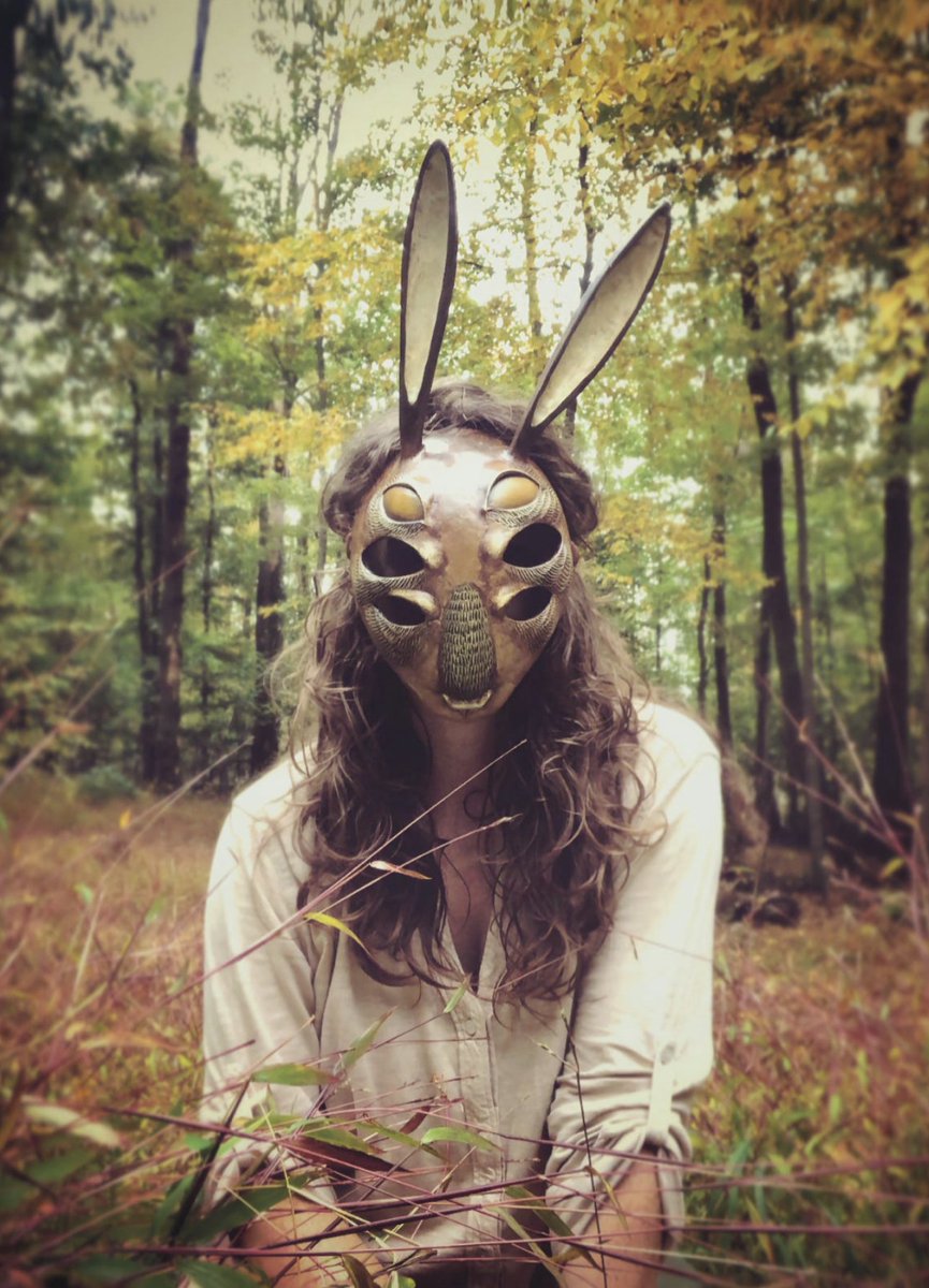 *Submissions close this Friday!*
DARK MOUNTAIN BESTIARY

Issue 29 is inspired by bestiaries – medieval manuscripts that described the lives of animals both real and mythical, familiar and fantastical, observed and imagined.

Submit your work here: dark-mountain.net/form-submission