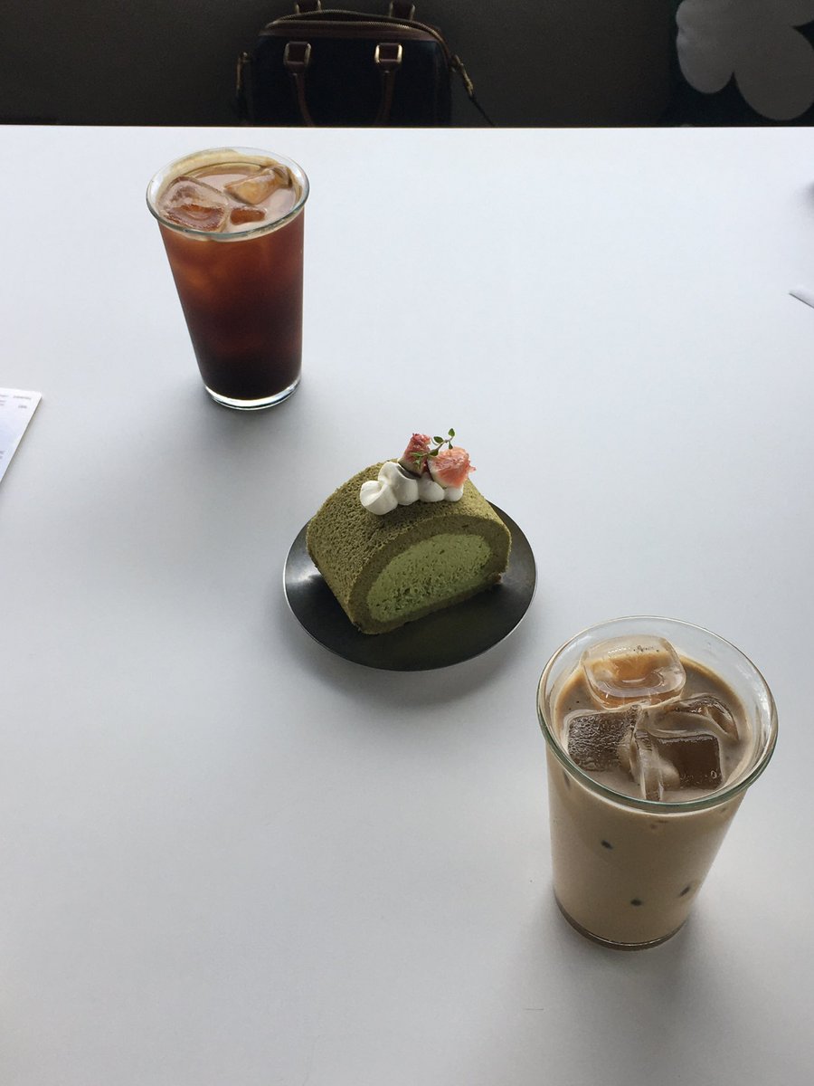 fromxummer's tweet image. 🍰☕️👍🏻🤸🏻‍♂️