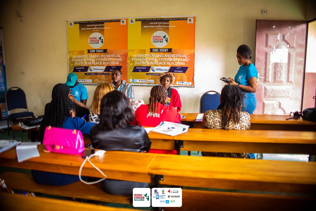 I was a speaker at the Regional Youth Symposium convened by Local Youth Corner Cameroon, precisely the side event on mainstreaming #MHJD by  Lesley Foundation and Voices for Transformation Initiative on Oct 17th.
Conversations focused on #gender , #MenstrualDignity  and #Peace.