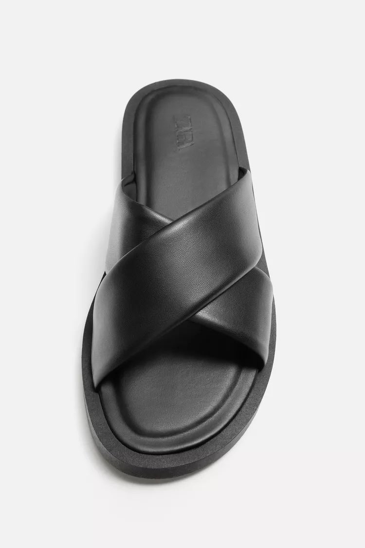 ZARA CRISS-CROSS SANDALS

• Size: 40 &amp; 43

• Price: ¢400

• WhatsApp: wa.me/message/QK5FLQ…

• Location: maps.app.goo.gl/XqodQXooHzViWm…

Kindly REPOST.