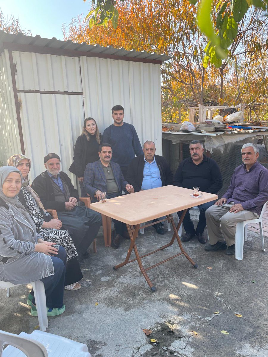 AK Parti Battalgazi İlçe Kadın Kolları yönetim kurulu üyemiz Emine Bükte kardeşimizin oğlunun askerden dönüş sevincini paylaştık. Rabbim tüm evlatlarımızı korusun.