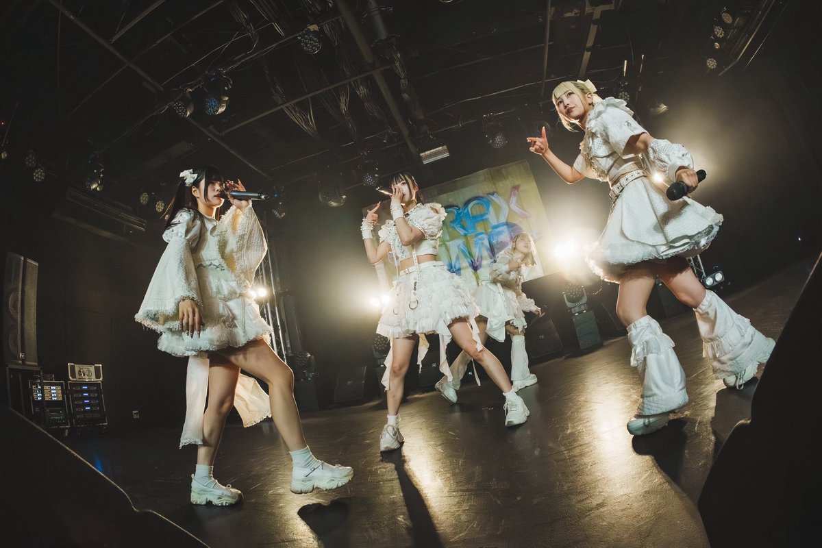 #デラジャ

／
蜜兎
<a href="/HNBN_official/">蜜兎</a> 
＼

不器用でも、等身大に精一杯に

photo by <a href="/ta2non/">ヤギタツノリ(たつのん)</a>