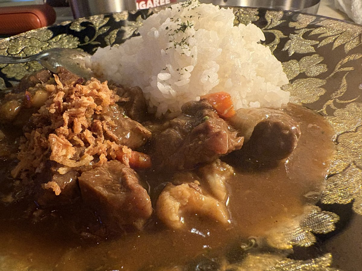 夕方まで二日酔いでした。

栄養補給