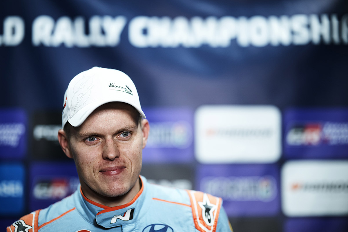 タナク、今季をもってWRCから引退を発表！

すでにカロヴァンペラが今季をもってWRCから引退することを発表しており、WRCはワールドチャンピオンを二人失うことになる。

ヒョンデは来季のラインナップを近日中に発表へ

#wrcjp