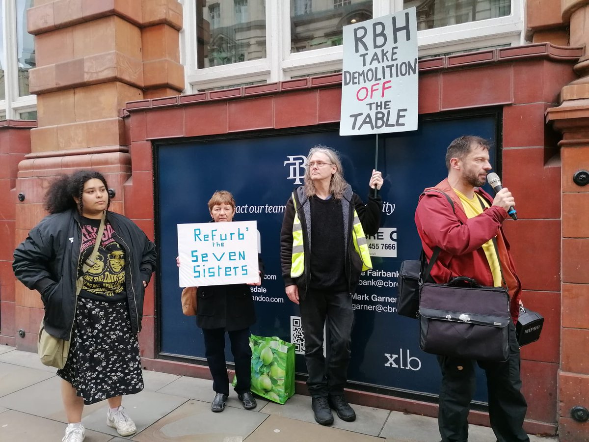 Save College Bank tweet media