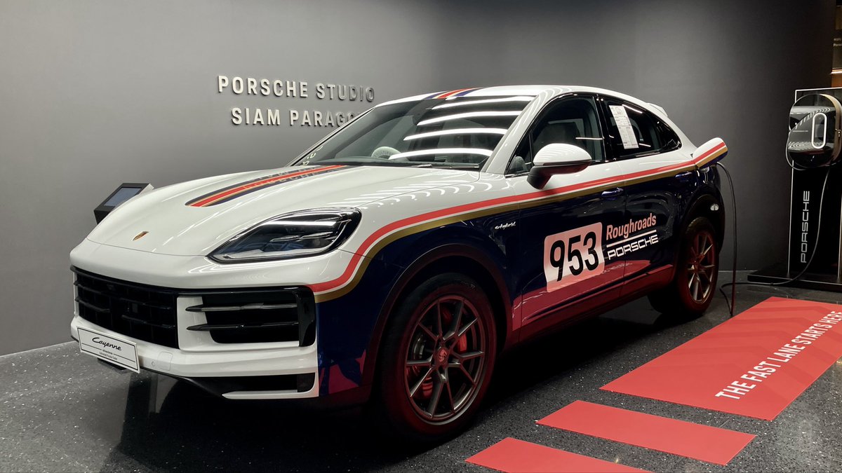 fdev_enn's tweet image. ロスマンズカラーのカイエンHV