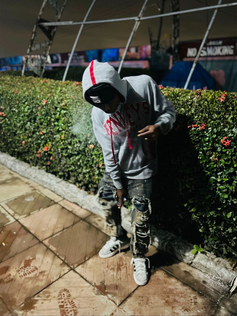 Henrytod102's tweet image. These rappers scared of real neggas #fyp #foryoupage