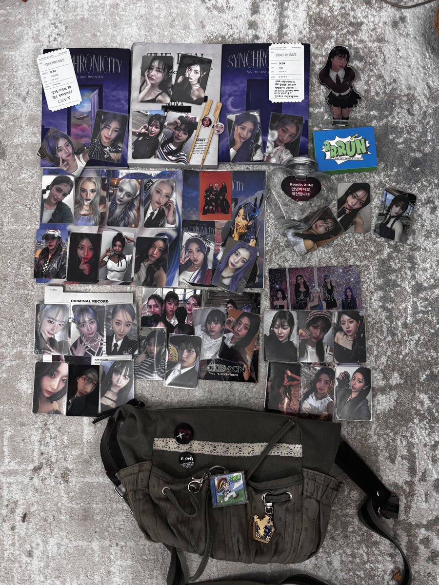 keyhellyves's tweet image. my collection 🇰🇿🦅🦅 #readysha_collection 
#XIN #엑신
#ESHA #이샤 #샤렉션

#Shallection
#Sha_llection