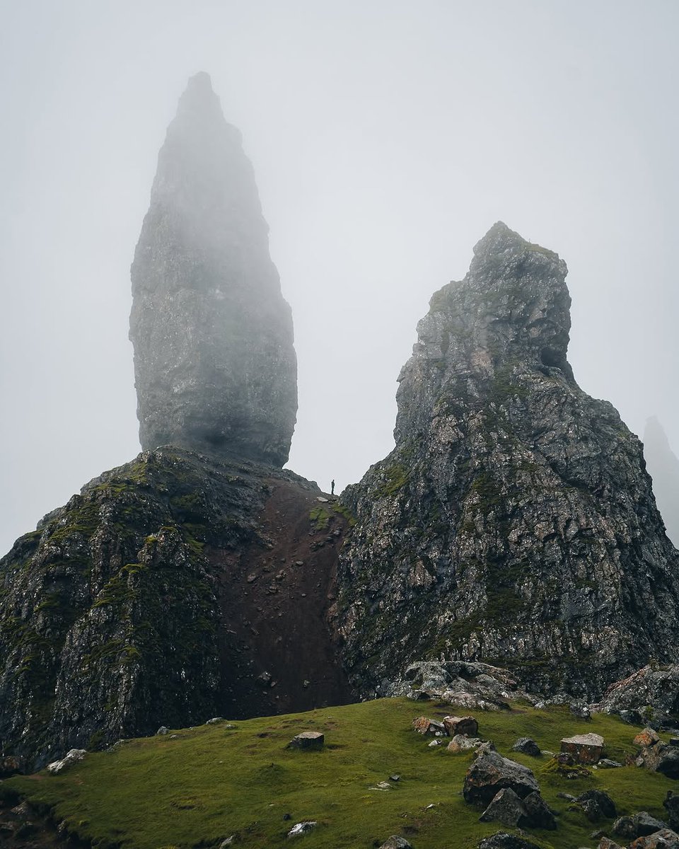 visualsofearth1's tweet photo. Isle of Skye, Scotland https://t.co/ZL5Na5tFvl