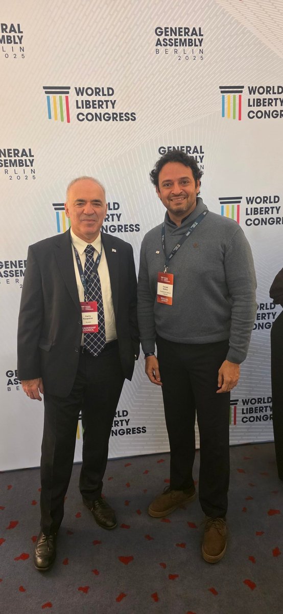 Compartiendo lucha con una Leyenda del ajedrez y defensor de la #libertad Gary Kasparov <a href="/Kasparov63/">Garry Kasparov</a>

<a href="/WLCongress/">WORLD LIBERTY CONGRESS</a> 

#democracia