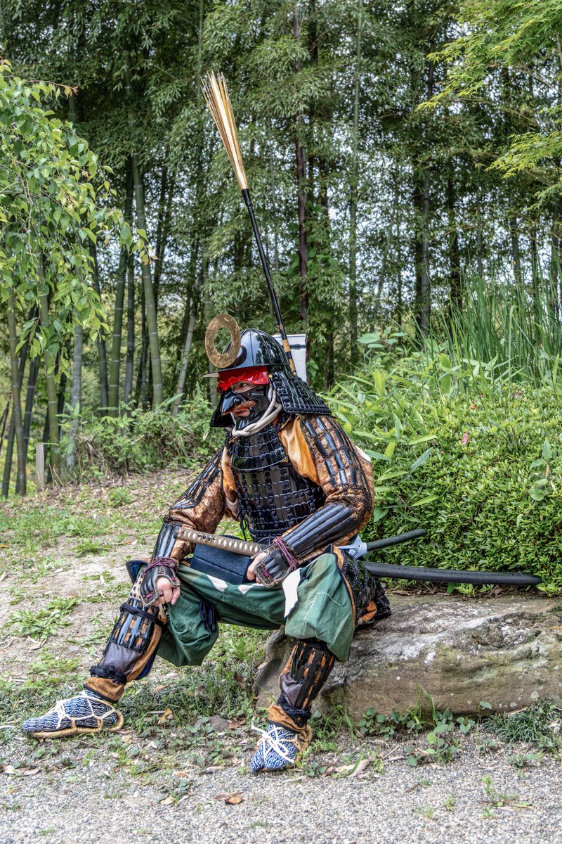 久しぶりにフォロワーさん増えたから改めて自己紹介
左近大夫⭐︎浜次郎と申す守備範囲が異様に広い日本文化クラスタです。特に中世が好きで自宅が中世の邸になりつつある。
軍事貴族が特に好み。
Twitter婚活を成功させ今年無事結婚、実は最近表千家流茶道の講師になれました✌︎
以後お見知りおきを