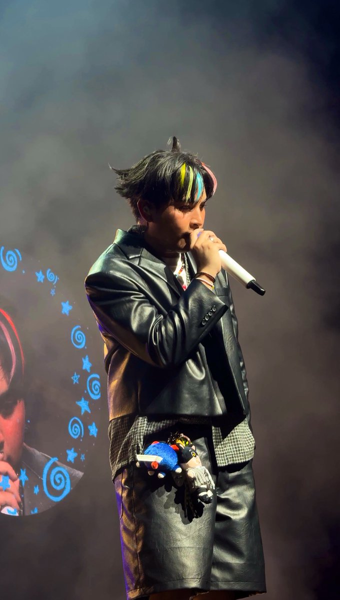 Sharing some of my shots from Maki’s Kolorcoaster Concert! Feel free to save them. You can use them as your wallpaper or dp, just please don’t repost. 

Thank you 🫶🏻