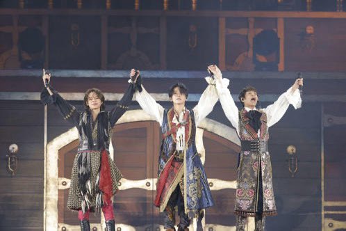 ut_hyphen's tweet photo. 笑ったり泣いたりせわしなかったけど、最高の3人を見届けれてよかった😌
24年間お疲れ様でした🩷❤️🧡💛💙💜
#BreaktheKATTUN https://t.co/oDmPPjhVZH