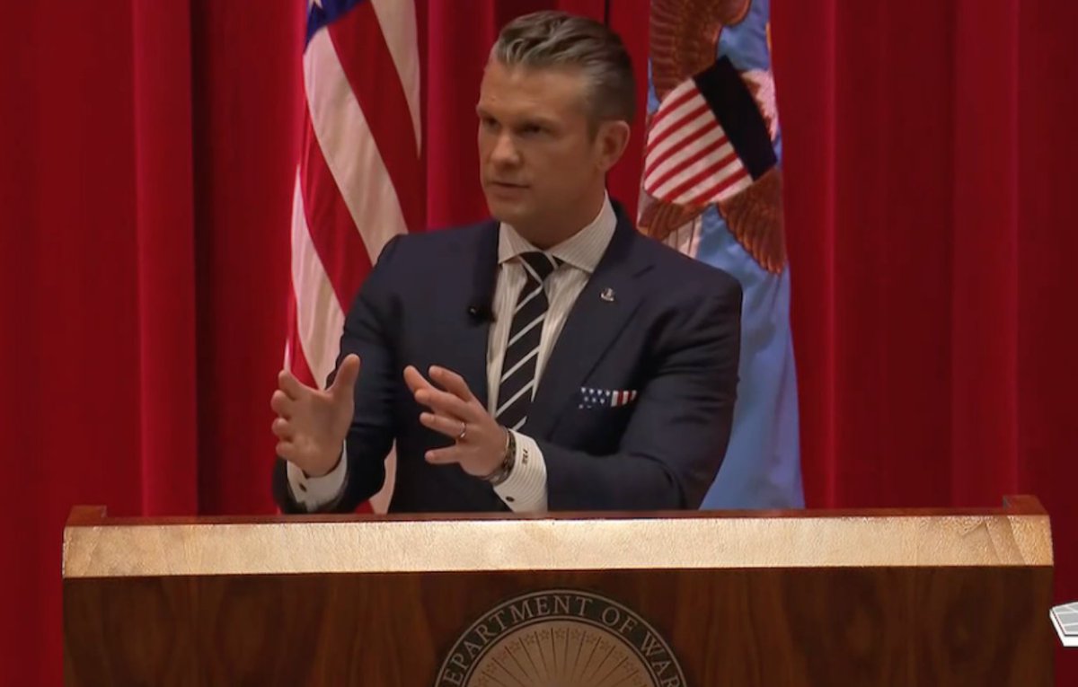 DavidRobie's tweet image. Caitlin Johnstone: The US empire keeps getting creepier #cafepacific #caitlinjohnstone #USPolitics #pentagon #Surveillance #warfooting #gazadrones #Propaganda #USempire
davidrobie.nz/2025/11/caitli…