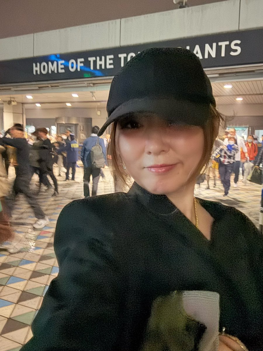 やぁちゃんさん専用ページ 三女をベビーカーに乗せて歩いてると 結構がっつり目に覗き込まれるん