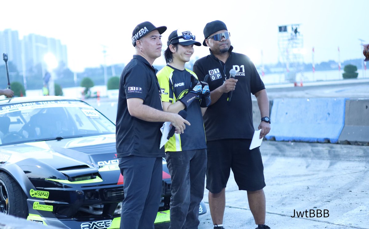 JwtBBB's tweet image. วันนี้เป็นอีกประสบการณ์นึงที่สนุกมากก ได้ชมดริฟแบบกรี๊ดจนแสบคอ ได้เจอนักดริฟที่ชื่นชอบ และได้ดูน้องบิวขับด้วย ทุกคนสุดยอดมากๆ 🫶🫶

D1 IMPACT SPEED FEST

#TaxiDriftWithBuild
#BuildJakapan 
@JakeB4rever