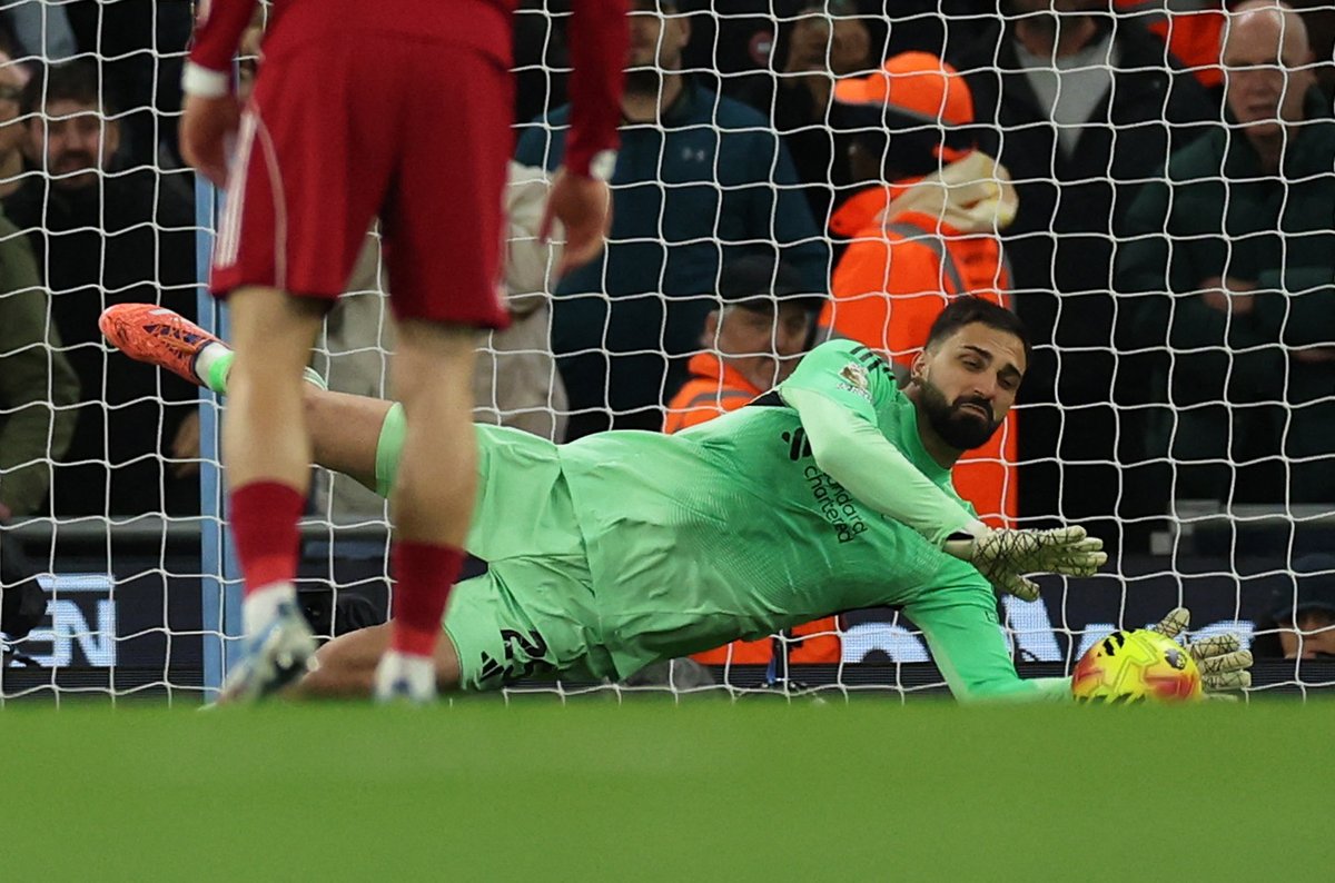 Giorgi Mamardashvili's penalty save from Erling Haaland is his sixth since the start of 2023/24, more than any other goalkeeper in Europe's top five leagues ⛔️