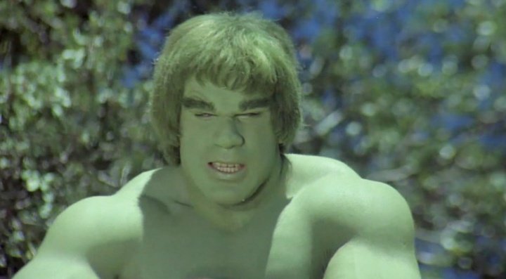 Joredubs's tweet image. Nascido em 1951 hoje é o aniversário de Lou Ferrigno, o incrível Hulk clássico! Está completando 74 anos e segue grandão e saudável! 

O ator é ex-body builder famoso e interpretou o Hulk no seriado de TV &quot;The Incridible Hulk&quot; de 1977 à 1982.
 #Marvel #Geek