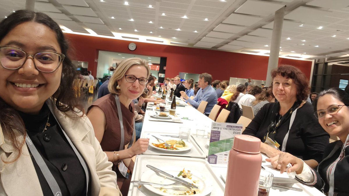 iambhavanat's tweet photo. Honoured to present our research on LINE1 biology at EMBO Mobile Genome Conference, Heidelberg. Grateful for insightful discussions, opportunity to share our work, and to learn from outstanding scientists in the transposon field #EMBOMobileGenome @India_Alliance @IISER_BERHAMPUR https://t.co/sEAW6SwD2b