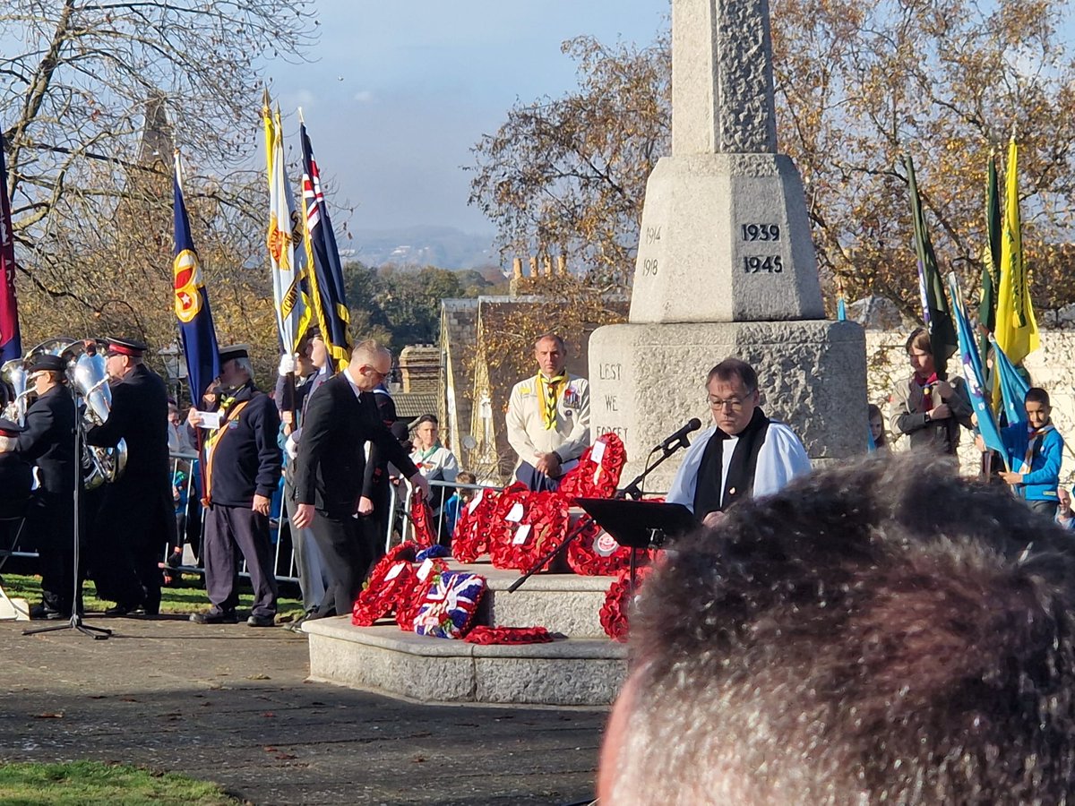Laying a wreath at Victoria Gardens, Chatham. This year marks 80 years since the end of WW2 and the birth of the UN. It's also 85 years since Dunkirk. We will remember them.