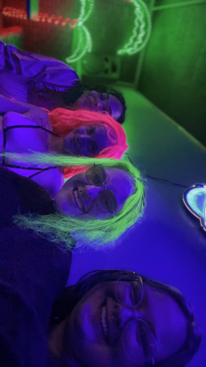 IvryRoses's tweet image. Round one of weekend photos 🥰and to think it all started with a stupid margarita at dinner 😆 I love my girls sm 🥹