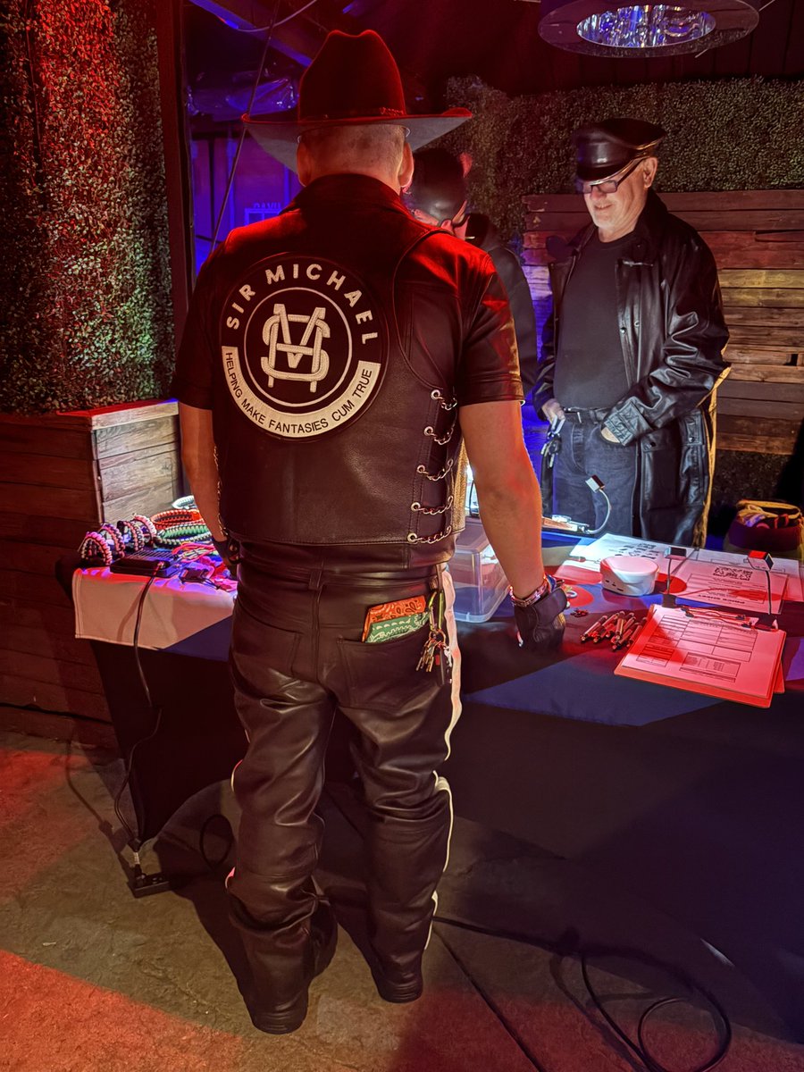 Sir Michael tweet media