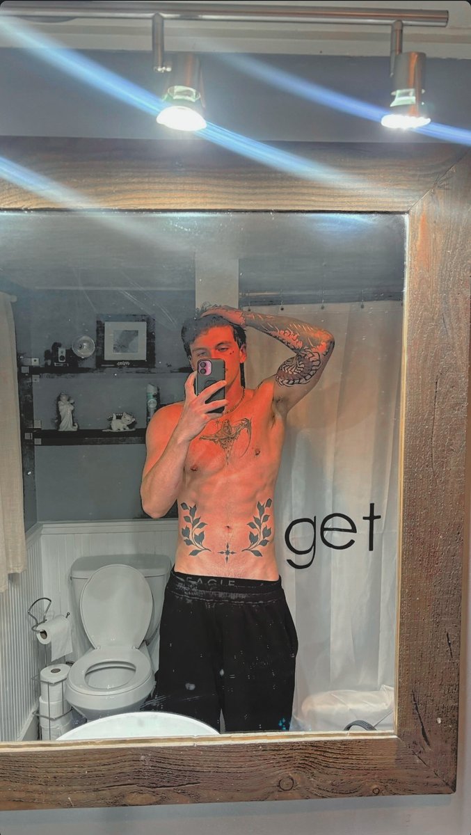 ᅟ
ᅟ
ᅟ
ᅟ
ㅤㅤㅤㅤㅤㅤ  ❛How did we get here?
ㅤㅤㅤㅤㅤㅤ   Well, I used to know you
ㅤㅤㅤㅤㅤㅤ   so well｡ ❜ᅟ
ᅟ
ᅟ
ᅟ
ㅤㅤㅤㅤㅤㅤ