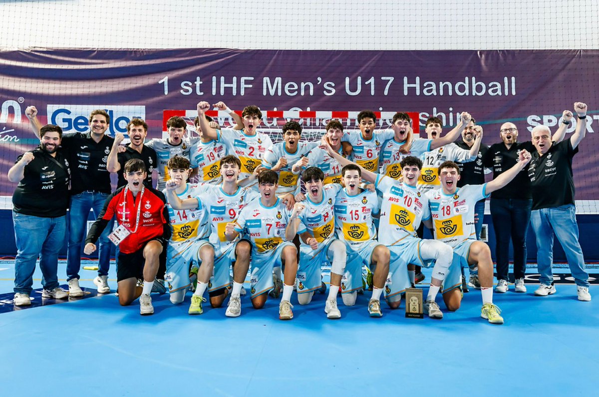MarcoEscribano's tweet photo. IHF Men's U17 Handball World Championship 🥉🌎🇪🇸🤾🏽‍♂️🩺 @RFEBalonmano https://t.co/SODpWXVX3K