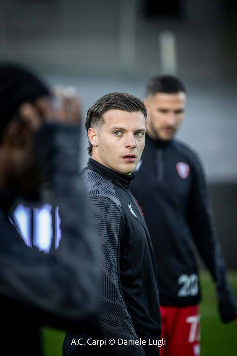 Warm up 🔥

#FinoallaFine #avantiCarpi