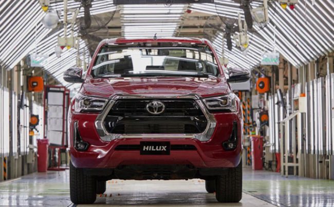 Ranking de octubre🚘📊

Vehículos 0Km. Una pick up volvió al primer puesto del Top Ten de los más vendidos

➡️ agroverdad.com.ar/2025/11/vehicu…

 #40AñosAV #AgroTitular #AgroCordoba #agro #campo #pickups #ToyotaHilux