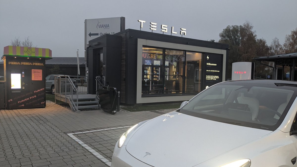 Over 2,000 kilometre road trip across Europe made easy with navigate on autopilot + the awesome <a href="/bkworldofficial/">bk World</a> lounges

FSD in the EU will be a game-changer, just signed the petition (link in comments)