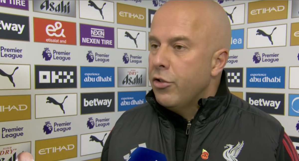 LFC4Ar's tweet image. 🗣️ آرني سلوت:

&quot;لم أشاهد مباراة سندرلاند وأرسنال بالأمس، كنت منشغلاً بتحليل مباراة مانشستر سيتي.&quot;