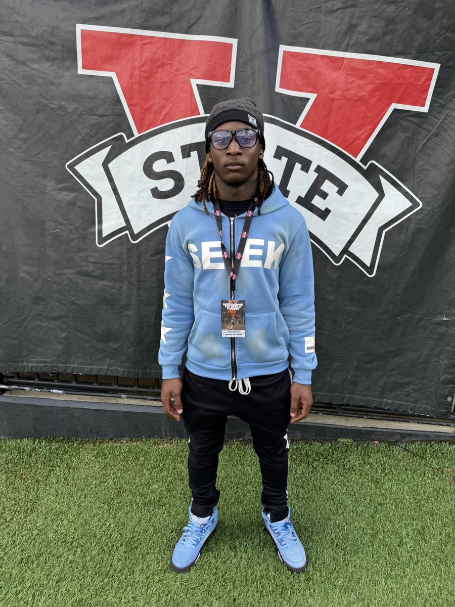 I want to thank <a href="/CoachShake1k/">Shannon “Shake” Showers</a> for giving me the opportunity to come out and watch some great football I really enjoyed!!🚀