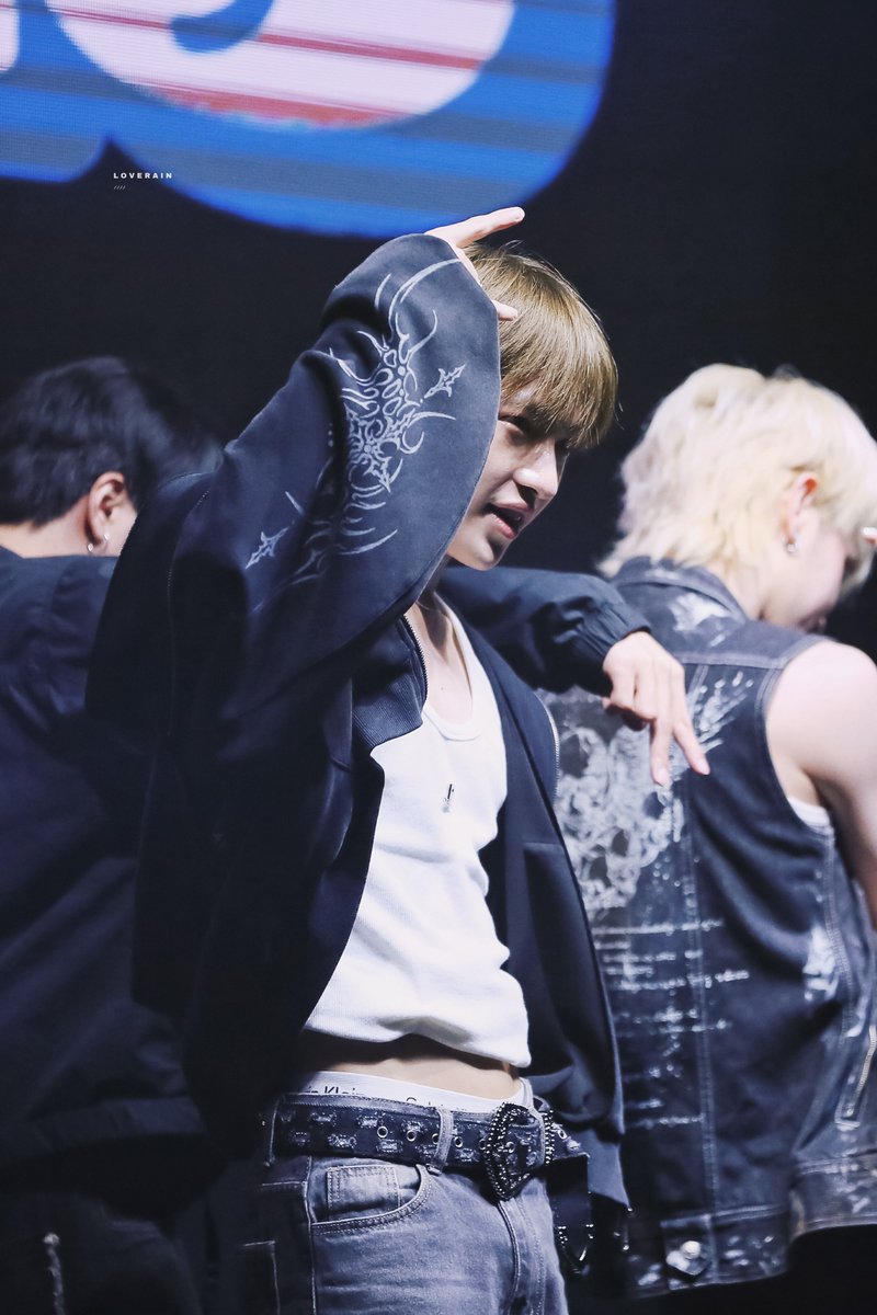 loverainlee's tweet image. S2xNoeul NIGHT LIFE 20+  😉
#S2NightLifeEkkamai
#TonhonYP #HOWLS_TH