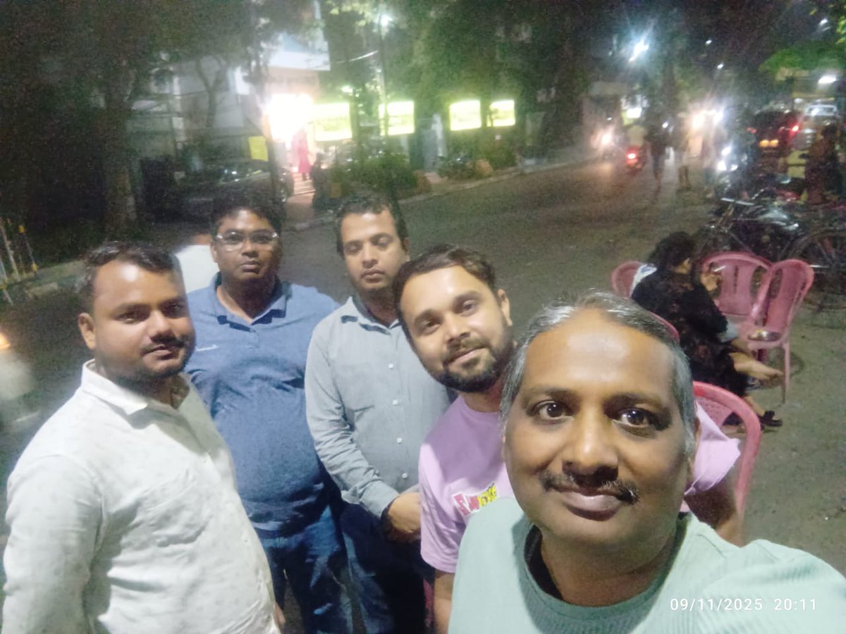 HridayaNFH's tweet photo. We  do counseling and help victimised men facing false allegations . Every Sunday at Rabindra Sarobar gate no 5 from 5 to 7 pm . On 16th of November 2025, Sunday invite activist from all over Kolkata to join us at Tollygunge metro station gate no3 - 5 to 7 pm. https://t.co/XNXnqa03m1