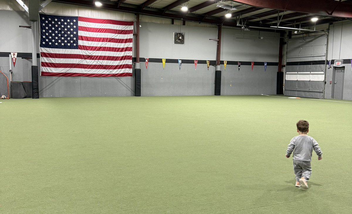 Lauren McNulty tweet media