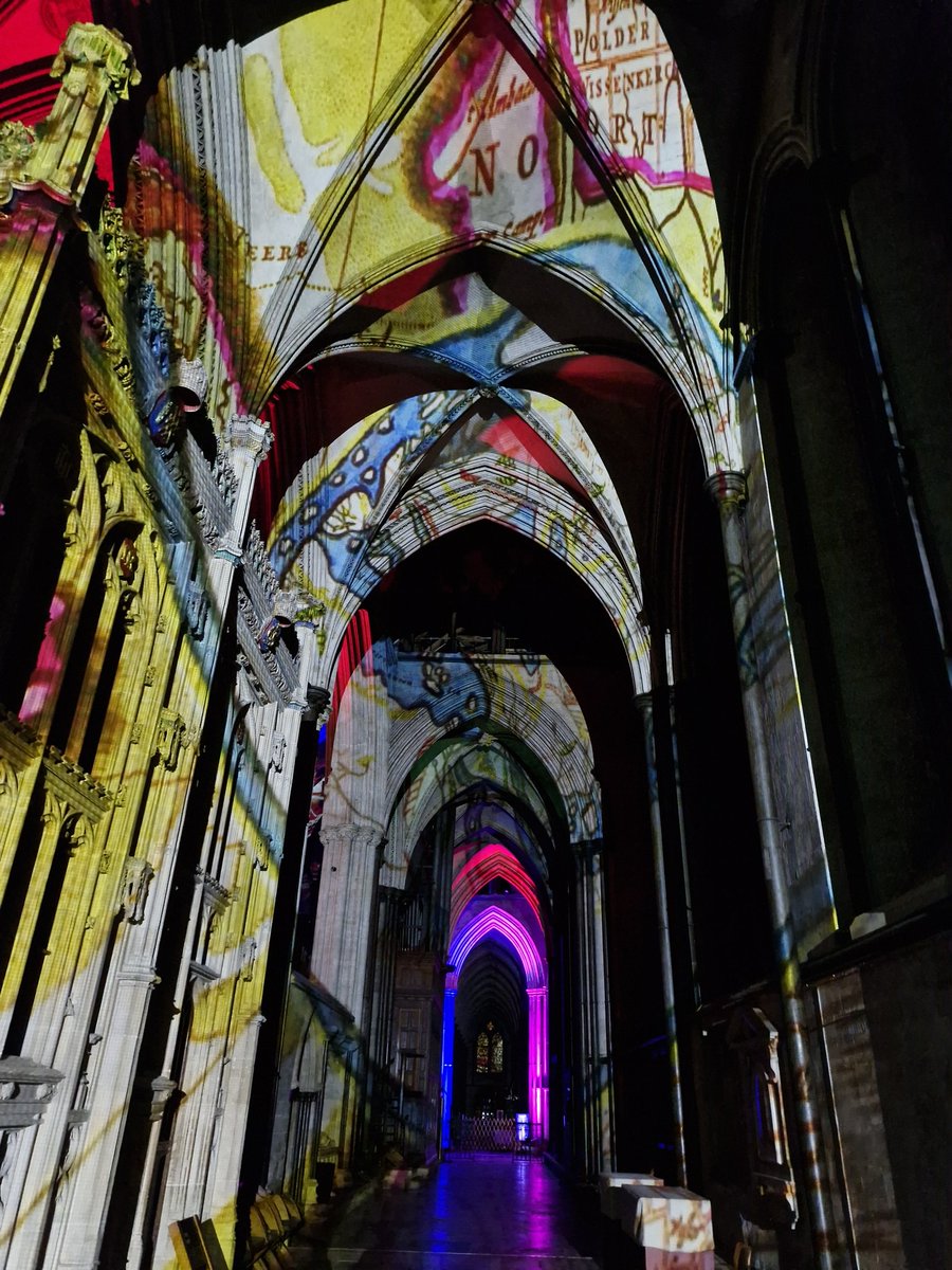 Helen Russell tweet media