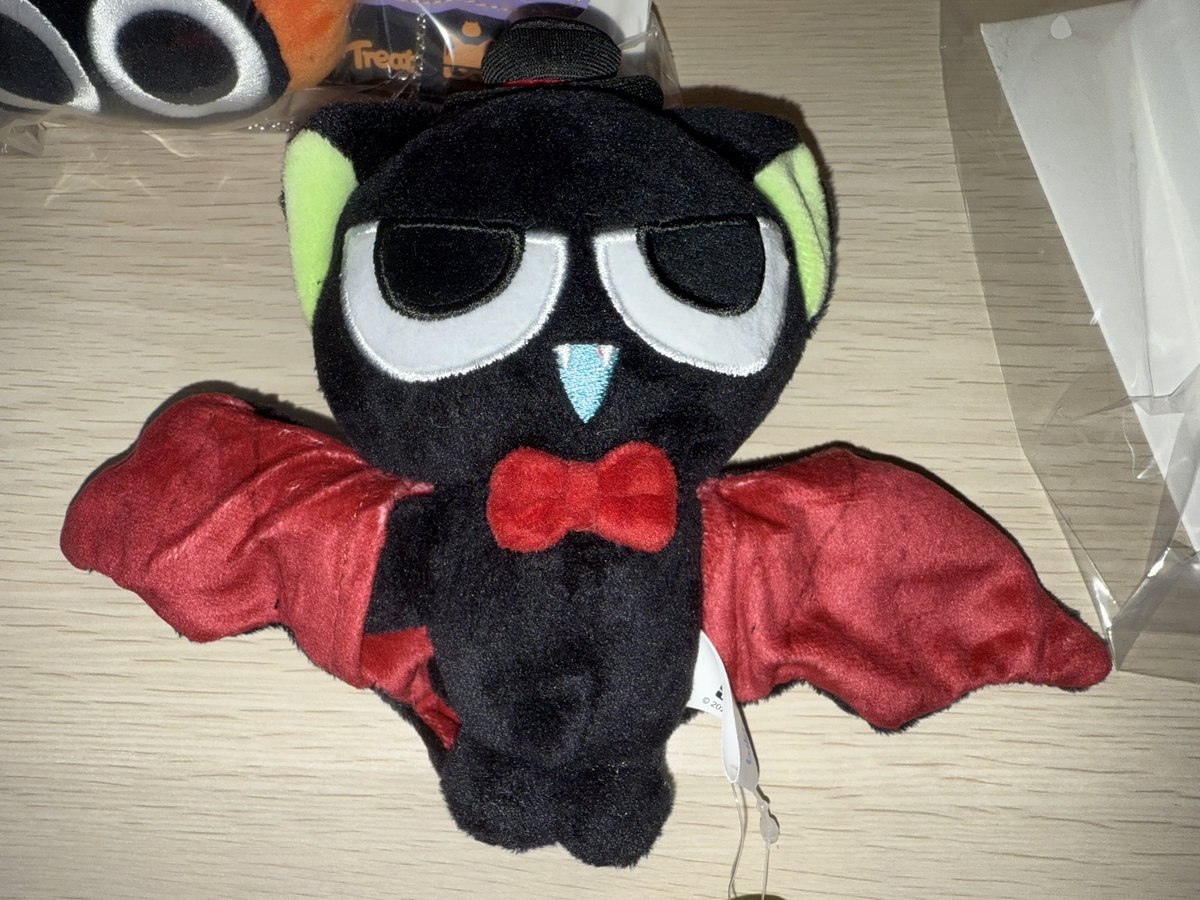 feizaoshui86's tweet photo. 是可爱万圣节小猫！ https://t.co/ylpD0C05Q1