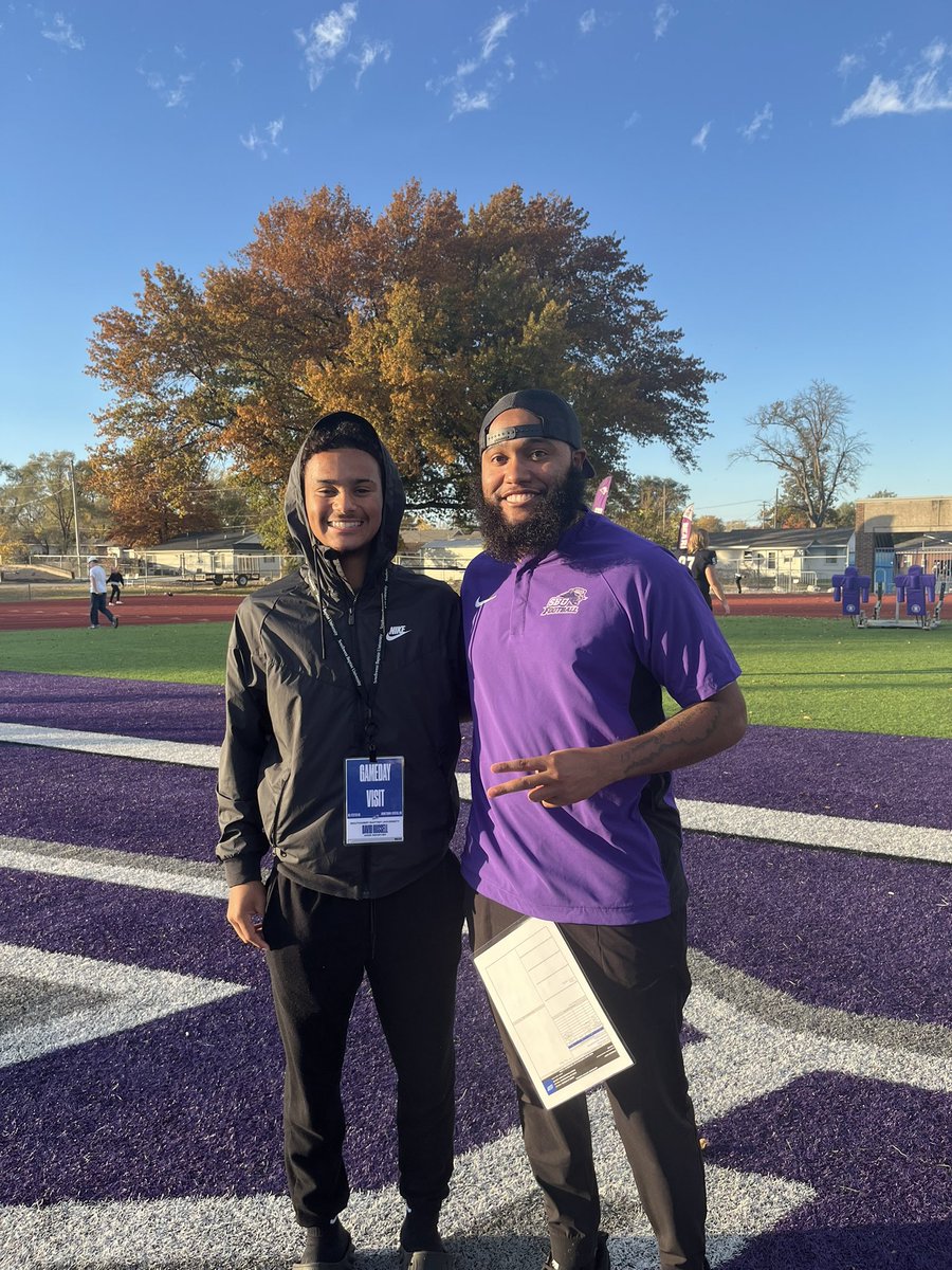 David russell tweet media