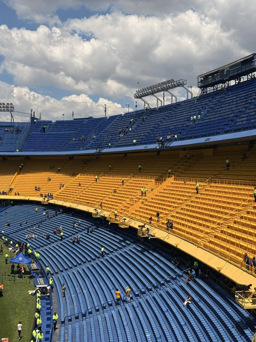 12moramartin's tweet photo. Siempre es siempre. 
TODOS JUNTOS, POR MIGUEL, LA HISTORIA Y LA HINCHADA. 
VAMOS BOCA CARAJO 🇸🇪 https://t.co/LyFnC3siLj