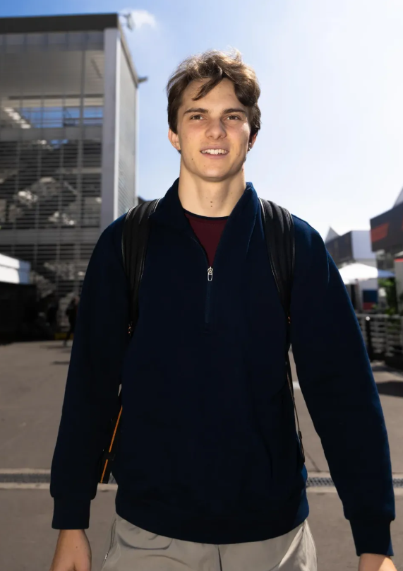 ᴏꜱᴄᴀʀ ᴘɪᴀꜱᴛʀɪ tweet media