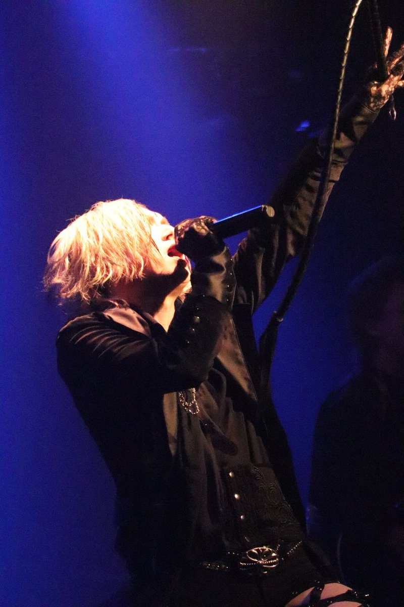 MADDY CIRCUS COME TO TOWN

2箇所目埼玉お疲れ様
今日も今日とてライブは生き物
何が起こるかわからない
鞭は完全に破壊された。南無。

次回15日柏PALOOZAで会いましょう🎪