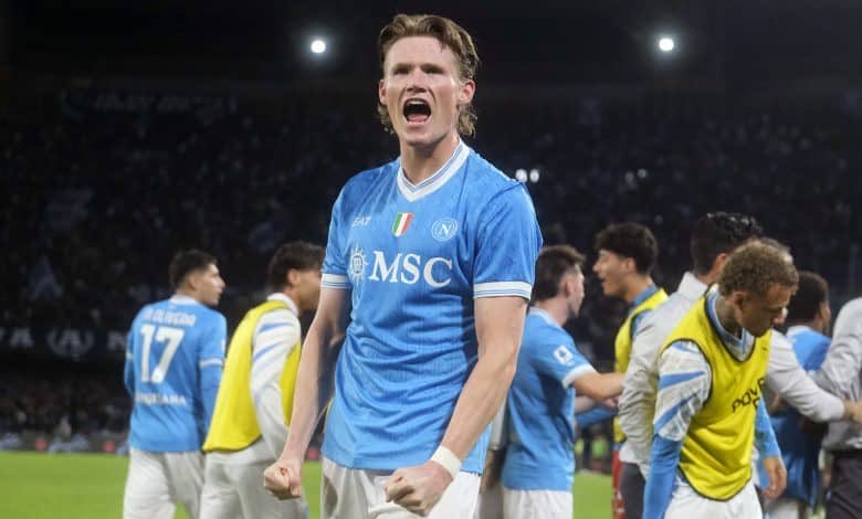 ماكتومناي طالب نابولي ينقذ زميله السابق من جحيم مانشستر يونايتد 😅
واضح إن الوضع في أولد ترافورد وصل مرحلة صعبة لدرجة إن اللاعبين نفسهم يشجعون بعض على الرحيل!
الدراما ما تخلص