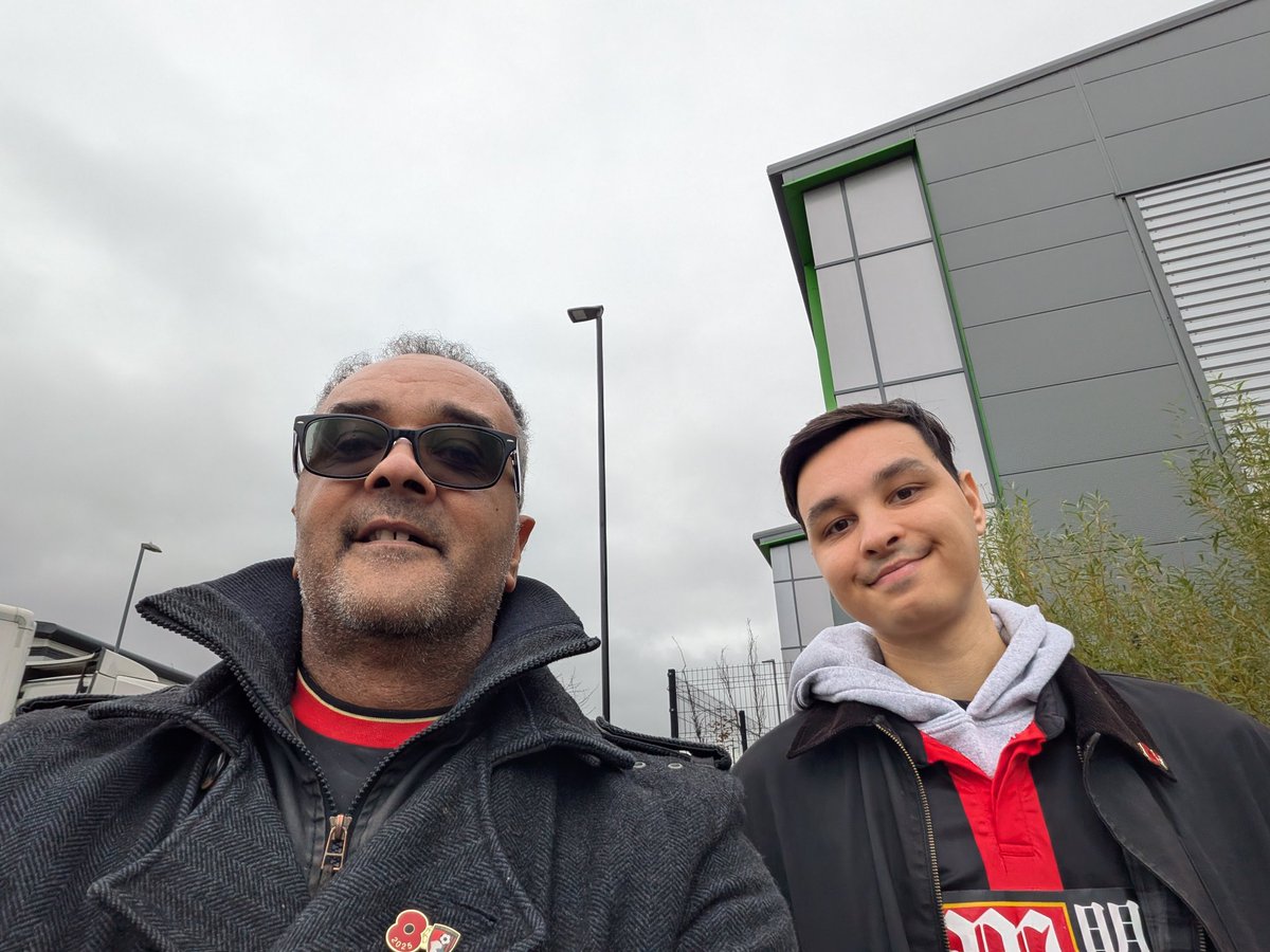 Robert and I have arrived at #Villa. #utciad!