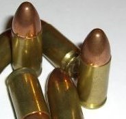 Bunla mı kokutacaksiniz.?
Siz adam bile değilsiniz.!
Sizin kanınız da kahpeligin alası var.
Sizin tehditlerinize asla boyun egmiyecegi mı sizler çok iyi biliyorsunuz.
#Aponun piçleri...